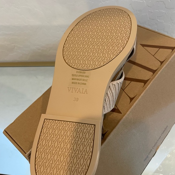 Vivaia Strappy Sandals - Picture 3 of 4